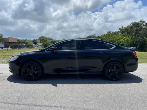 Used 2015 Chrysler 200 Limited FWD image 7