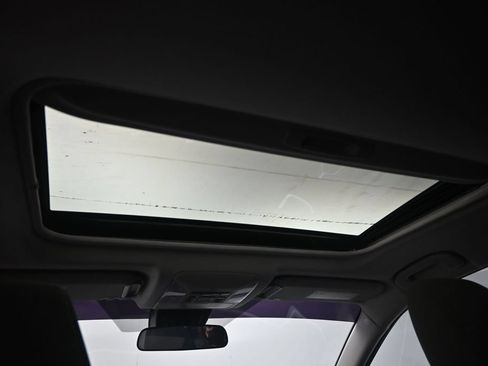 Used 2019 Toyota RAV4 XLE AWD/4WD image 21