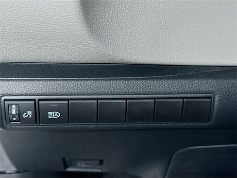 Certified 2023 Toyota Corolla LE image 19