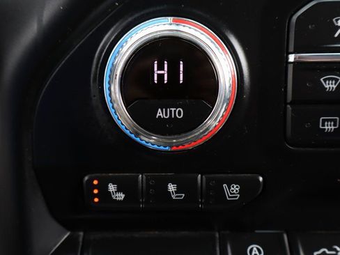 Used 2020 GMC Sierra 1500 SLT RWD image 35