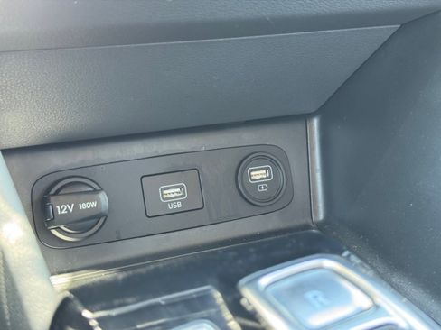 Used 2023 Hyundai Sonata SEL FWD image 25