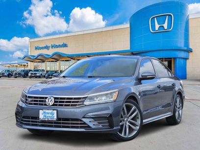 Used 2018 Volkswagen Passat 2.0T R-Line w/ R-Line Lighting Package
