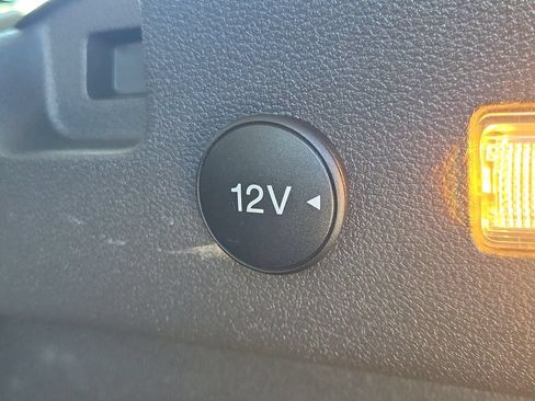 Used 2016 Ford Escape SE w/ Equipment Group 201A AWD/4WD image 8