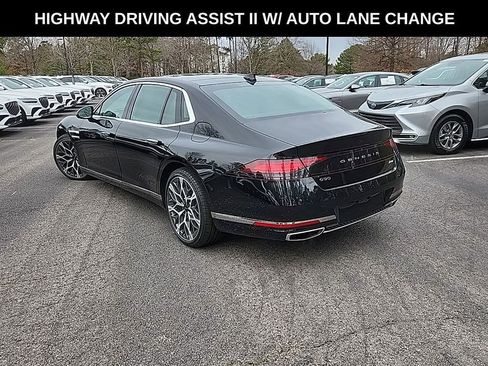 Used 2025 Genesis G90 3.5T image 3
