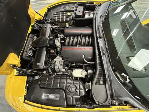 Used 2002 Chevrolet Corvette Convertible w/ Preferred Equipment Group2 image 46