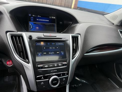 Used 2015 Acura TLX FWD image 10