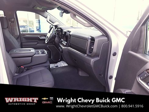 Used 2022 Chevrolet Silverado 1500 LT image 28