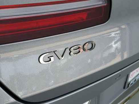 Used 2025 Genesis GV80 2.5T Standard AWD/4WD image 8