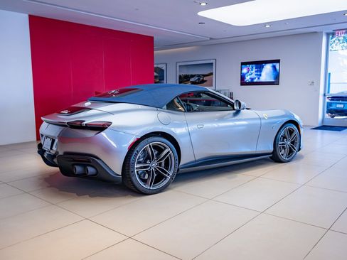 Certified 2024 Ferrari Roma Spider RWD image 35