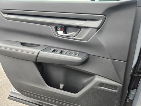 Used 2025 Honda CR-V Sport-L image 16