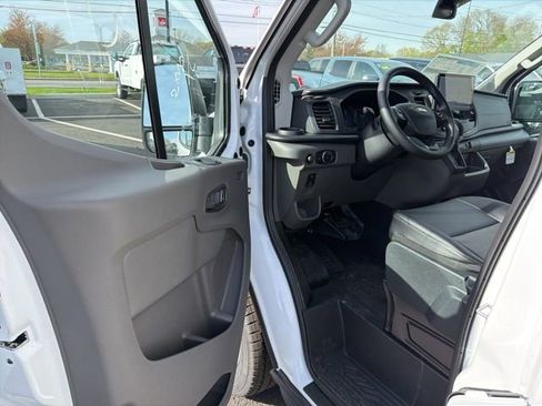 New 2026 Ford Transit 250 148 Medium Roof w/ Load Area Protection Package RWD image 12