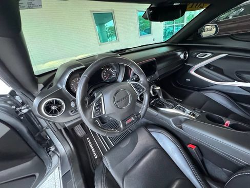 Used 2019 Chevrolet Camaro SS RWD image 14