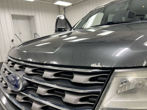 Used 2016 Ford Explorer XLT w/ Equipment Group 202A AWD/4WD image 30