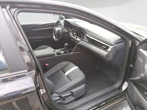 Used 2026 Toyota Camry Hybrid w/ Convenience Package FWD image 28