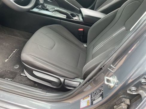 Used 2024 Hyundai Elantra SEL image 14