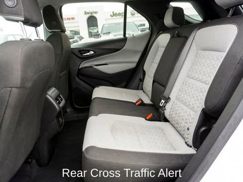 Used 2023 Chevrolet Equinox LS image 7