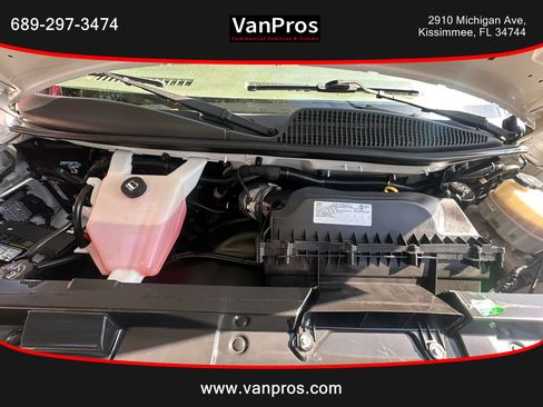 Used 2021 Chevrolet Express 2500 w/ Driver Convenience Package RWD image 16