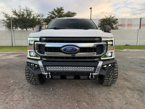 Used 2020 Ford F250 XLT w/ XLT Value Package AWD/4WD image 2