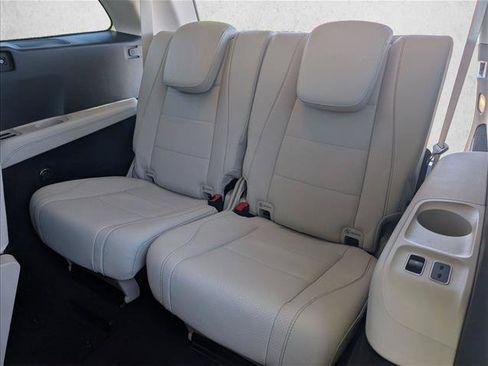 Used 2022 Mercedes-Benz GLS 450 4MATIC image 26