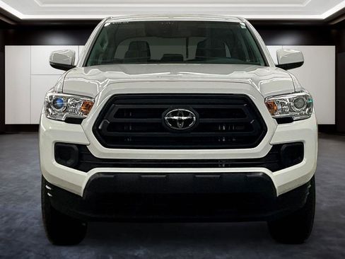 Used 2023 Toyota Tacoma SR AWD/4WD image 2