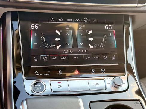 Used 2021 Audi Q7 3.0T Prestige w/ Prestige Package image 34