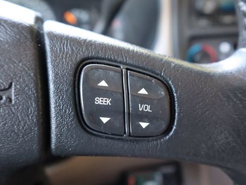 Used 2006 Chevrolet Silverado 2500 LT w/ Onstar Plus Package AWD/4WD image 31