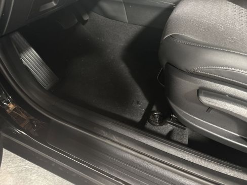 Certified 2025 Kia Seltos S AWD/4WD image 15