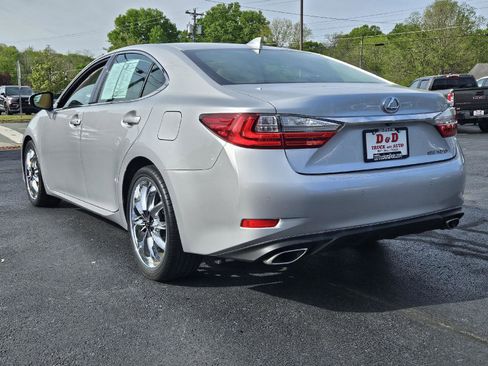 Used 2016 Lexus ES 350 FWD image 3