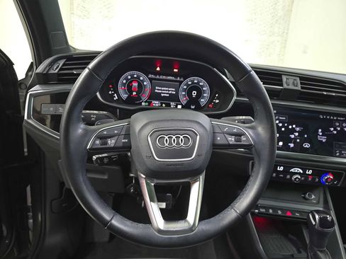 Used 2024 Audi Q3 2.0T Premium Plus w/ Premium Plus Package AWD/4WD image 10