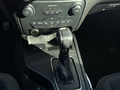 Certified 2022 Ford Ranger XLT w/ Equipment Group 301A Mid image 18