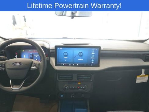 New 2025 Ford Maverick XLT image 31