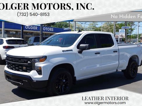 Used 2024 Chevrolet Silverado 1500 W/T w/ WT Value Package AWD/4WD image 1