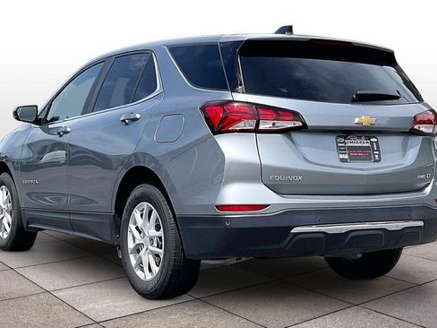 Used 2024 Chevrolet Equinox LT AWD/4WD image 2