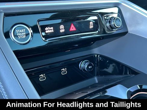 New 2025 Audi Q5 Prestige image 17