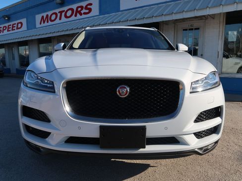 Used 2018 Jaguar F-PACE Portfolio image 9
