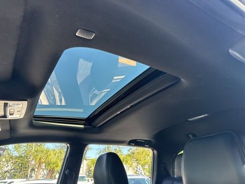 Used 2022 Toyota Tacoma TRD Sport image 35