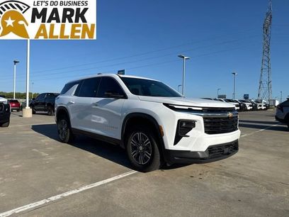 Used 2024 Chevrolet Traverse LS