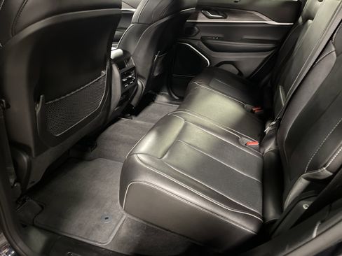 Used 2022 Jeep Grand Cherokee Limited 4xe w/ Luxury Tech Group II image 12