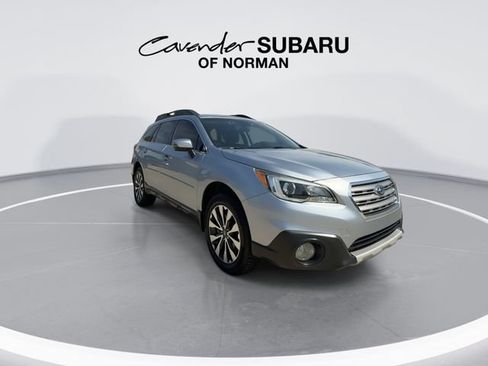 Used 2017 Subaru Outback 2.5i Limited AWD/4WD image 2