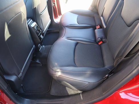 New 2026 Jeep Compass Latitude image 12