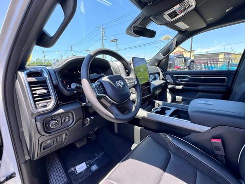 New 2026 RAM 1500 Laramie AWD/4WD image 13