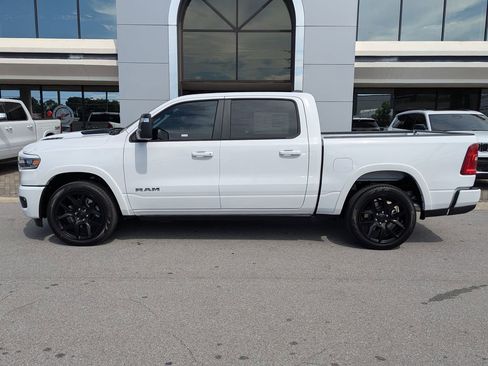 New 2026 RAM 1500 Laramie AWD/4WD image 8