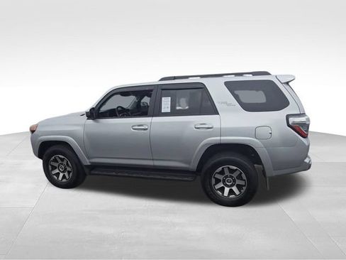 Used 2023 Toyota 4Runner TRD Off-Road AWD/4WD image 6