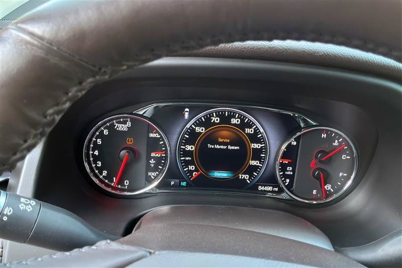 Used 2017 GMC Acadia Denali w/ Technology Package FWD image 16