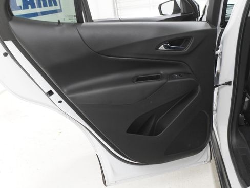 Used 2022 Chevrolet Equinox LT FWD image 33