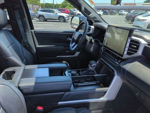 Certified 2025 Toyota Sequoia Platinum AWD/4WD image 10