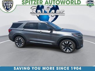 Used 2025 Ford Explorer Platinum w/ LUX Leather Package AWD/4WD video 2