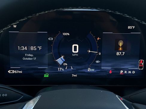 New 2026 Chevrolet Equinox EV LT image 22