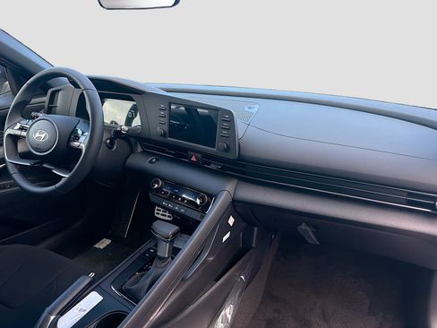 New 2026 Hyundai Elantra Sport FWD image 21