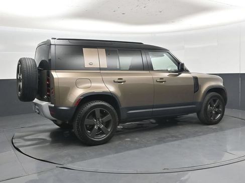 Used 2020 Land Rover Defender 110 SE AWD/4WD image 35